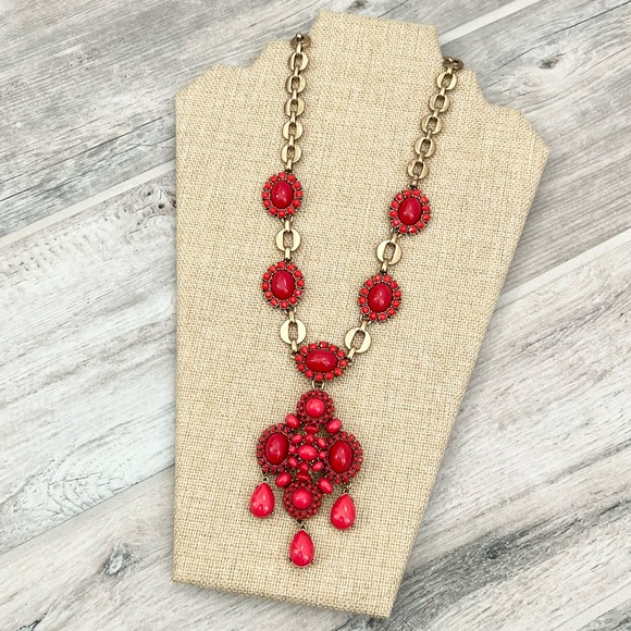 Stella Dot Sardinia Coral Pendant Necklace